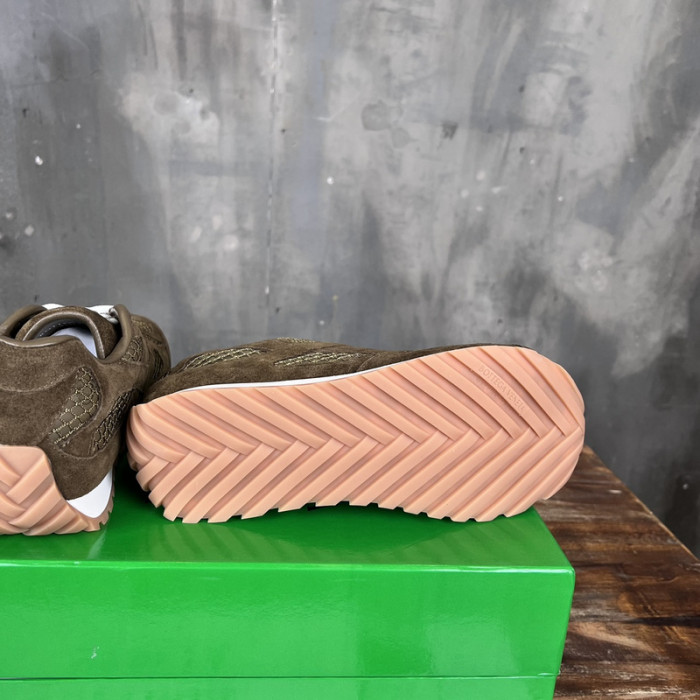 bo*te*ga Ve*ne*ta sneaker copshpe bv-60