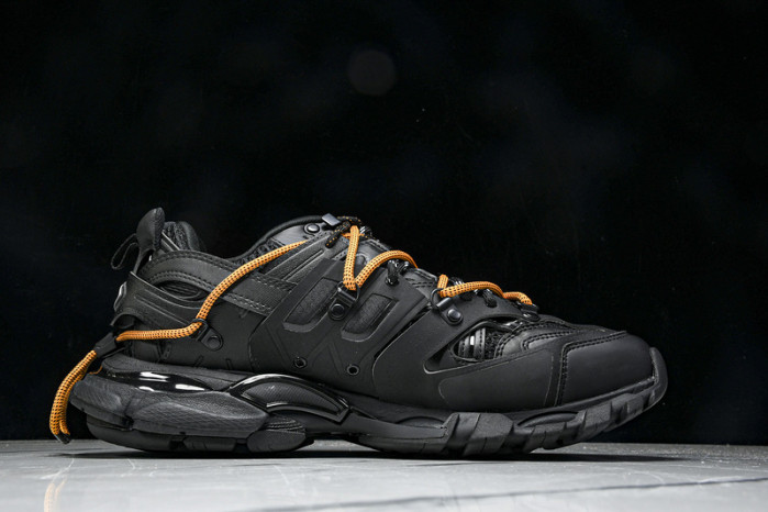 BL TRACK -COPSHOE BL -Track 01