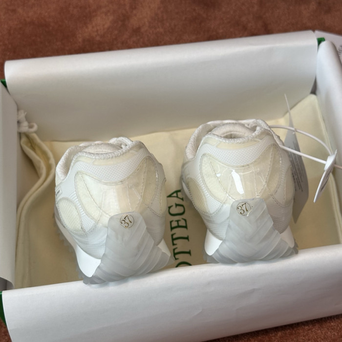 bo*te*ga Ve*ne*ta sneaker copshpe bv-67