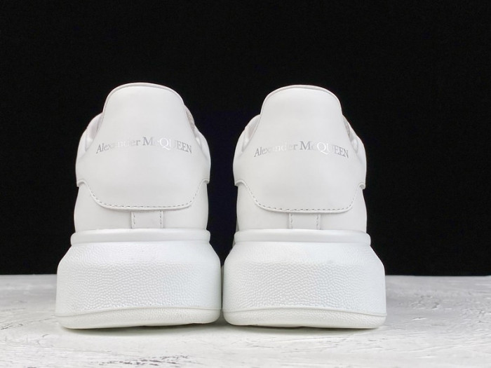 ale*d*r M*Q*en sole sneakers colorful laces kickze-2