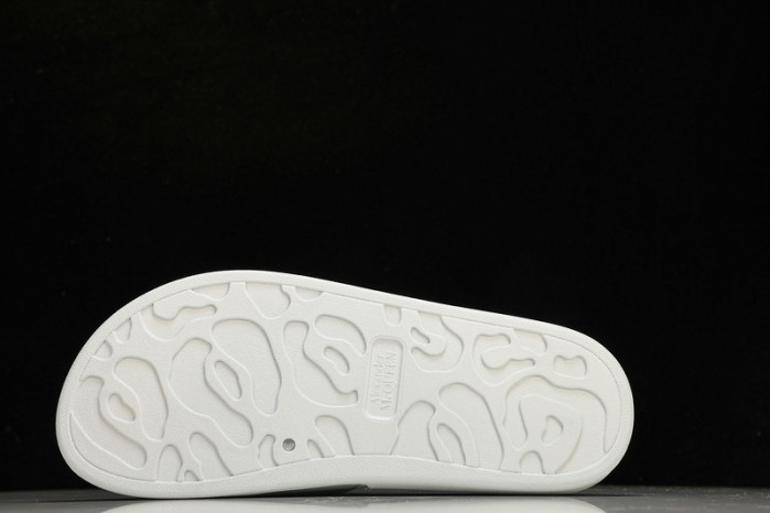 M*Q*en slide cophsoe mqs-02