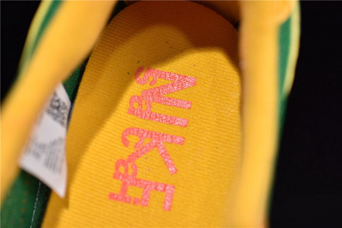 sacai nike ldv waffle green pink yellow bv0073-301