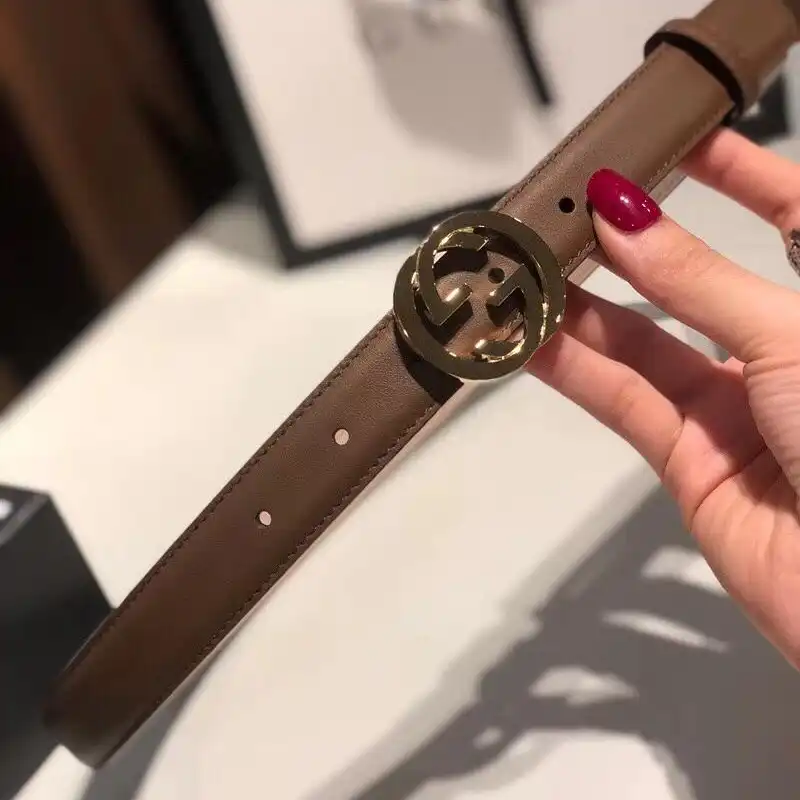 G*u*i s belte 1905bl0127