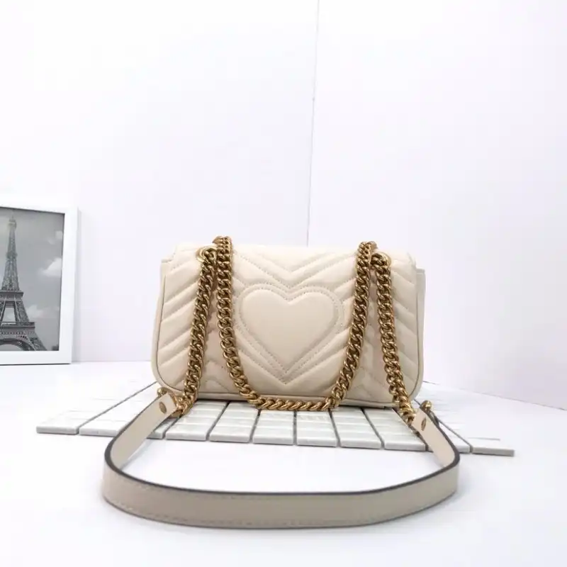 G*u*i bags 19b57g0011