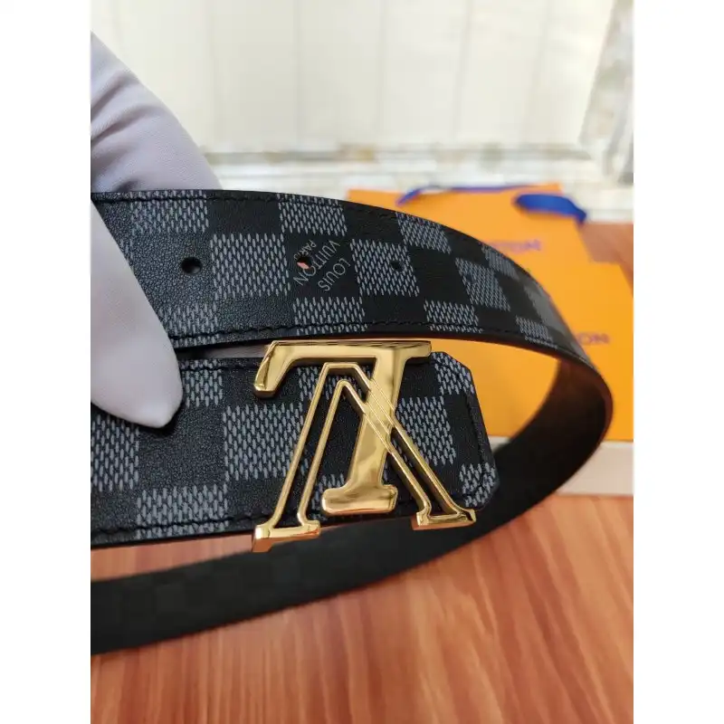 LV s Belte 19XIA0011