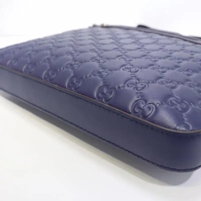 G*u*i crossbody bag 19gm0049