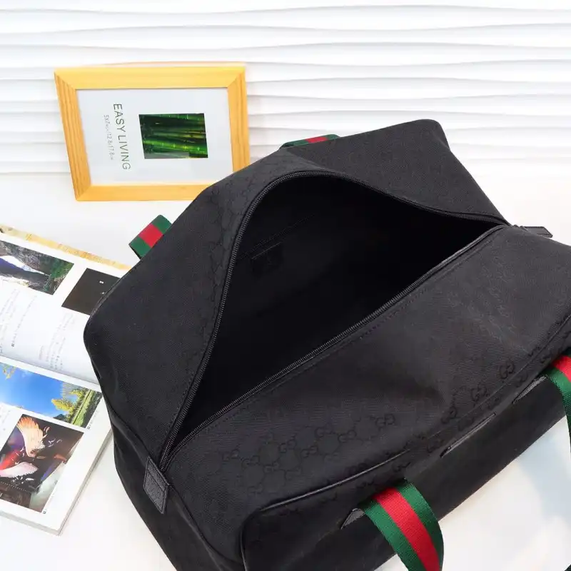 G*u*i s bags 2108dj0030