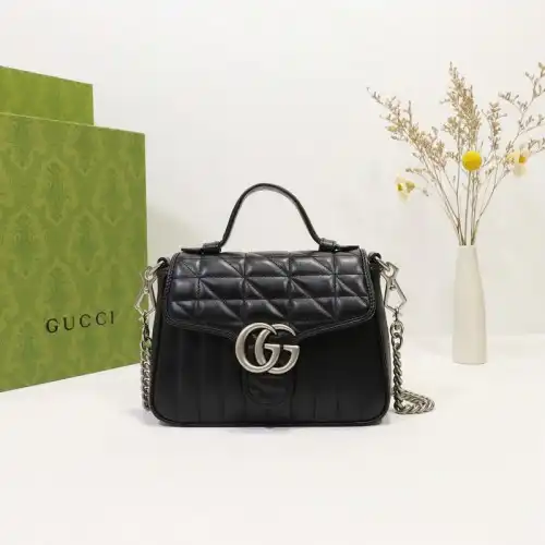 G*u*i bag 2112dj0006