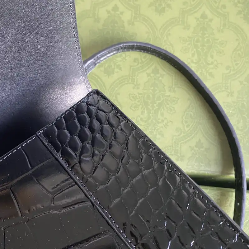 G*u*i bag 2112ya0068