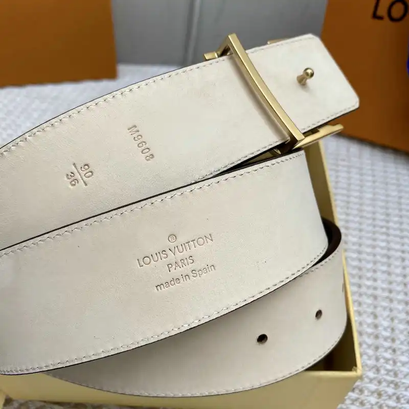 LV Belts 2201XA0247