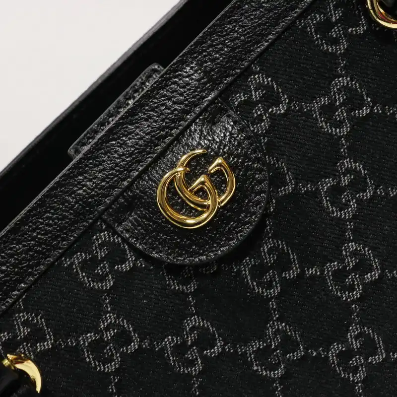 G*u*i bag 2204dj0044