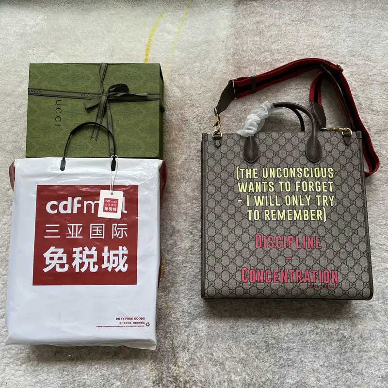 G*u*i bag 2207ya0009