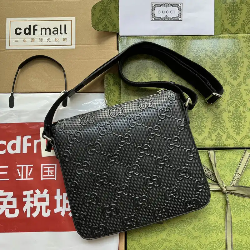 G*u*i bag 2208ya0002