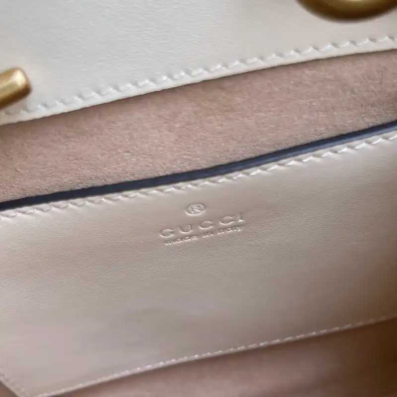 G*u*i bag 2209dj0038