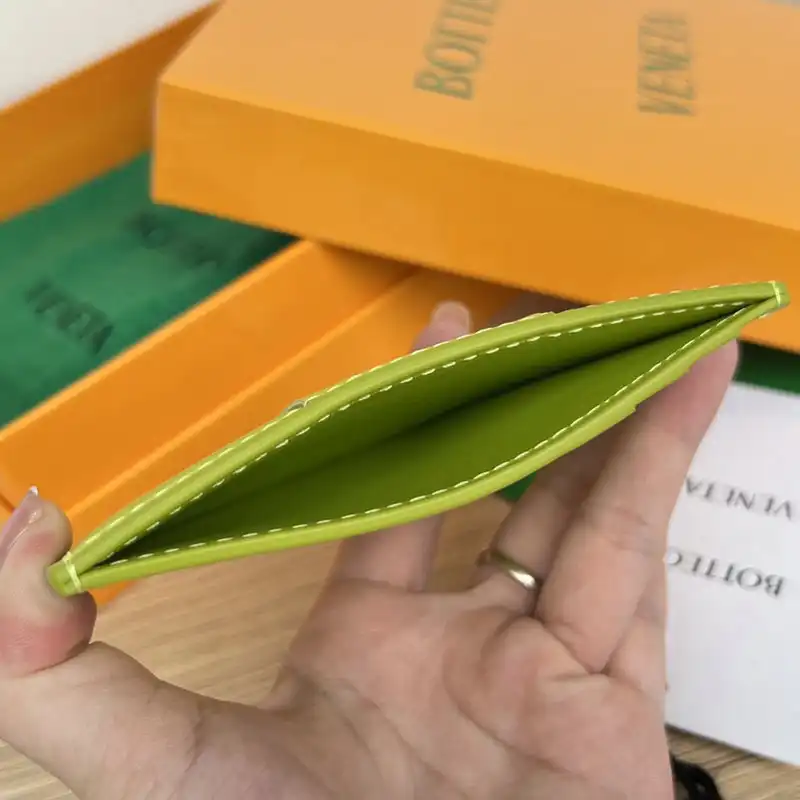 Bottega Veneta Bag 2209SF0017