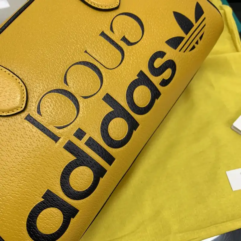 G*u*i bag 2210ya0141