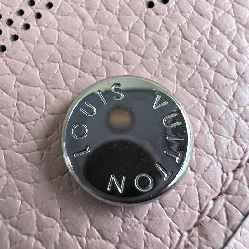 G*u*i bags 2407ya0010