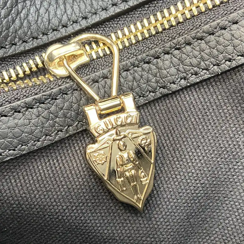 G*u*i bags 2408ya0046