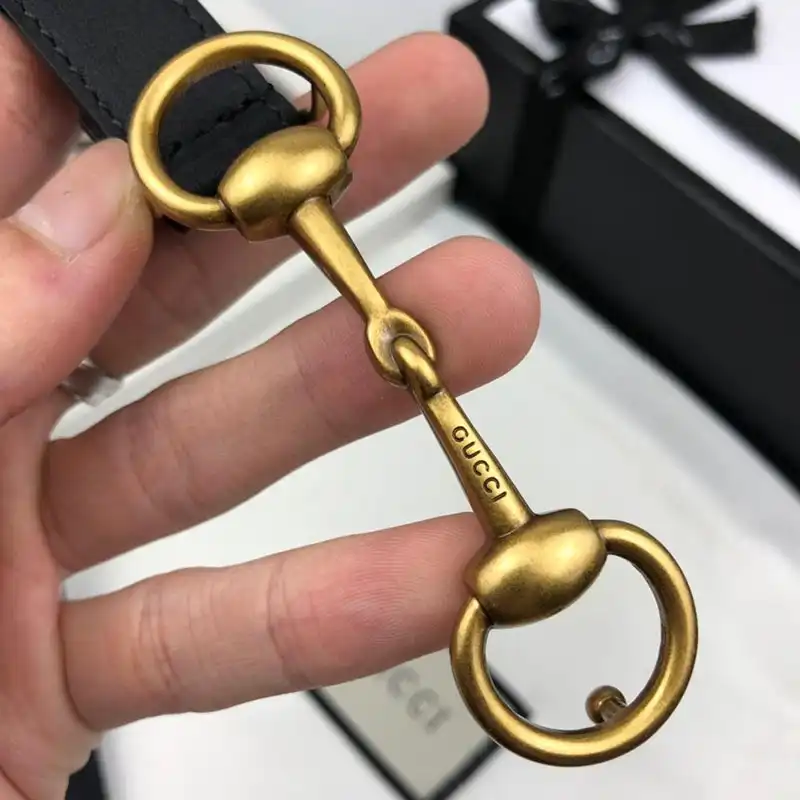 G*u*i s belts 19bl0028