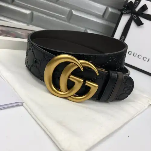 G*u*i s belts 19bl0030