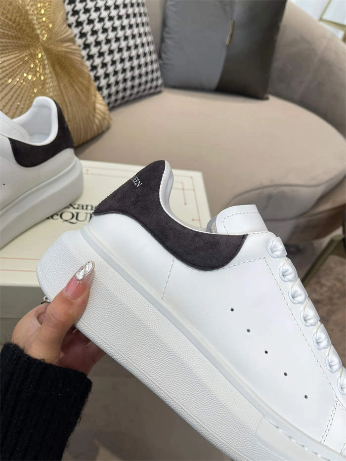 Alexander McQueen Oversized Lightweight 2573