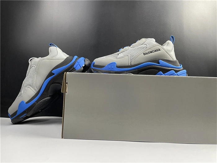 BLCG TRIPLE SNEAKER 536737 W06N1 Classic 4495