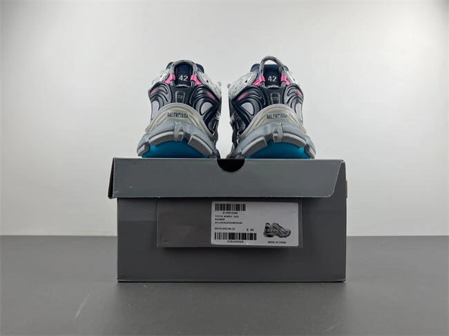 Reliable Balenciaga  772774-W3RNY- 4302