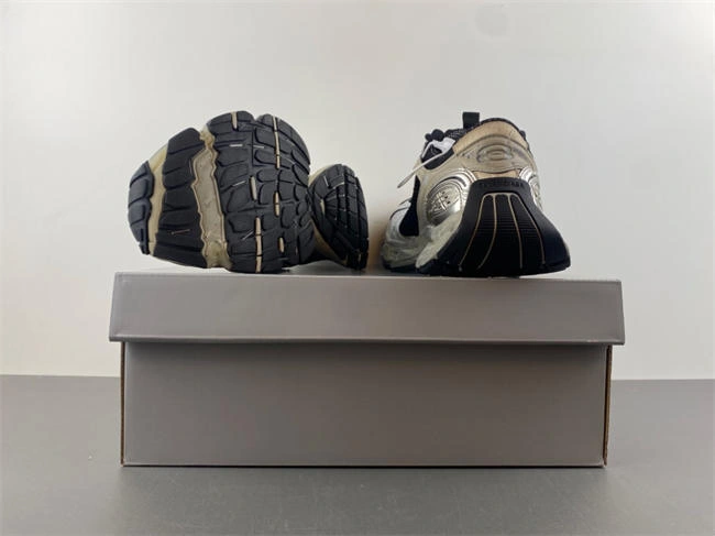 Balenciaga 803681-W3ST4- Sleek 4276