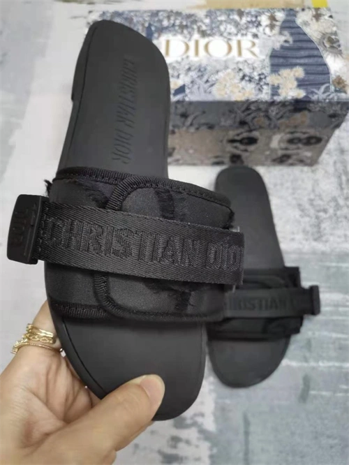 Unique Dio Slipper 5803