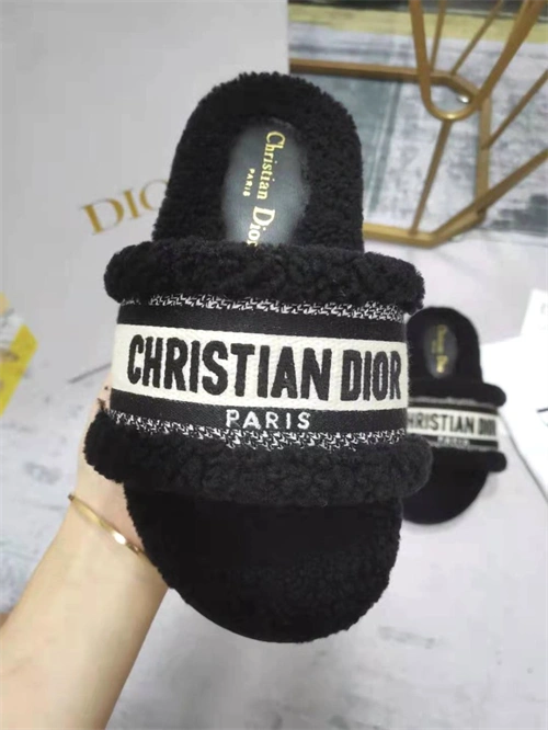 WaterResistant Dio Slipper 5792