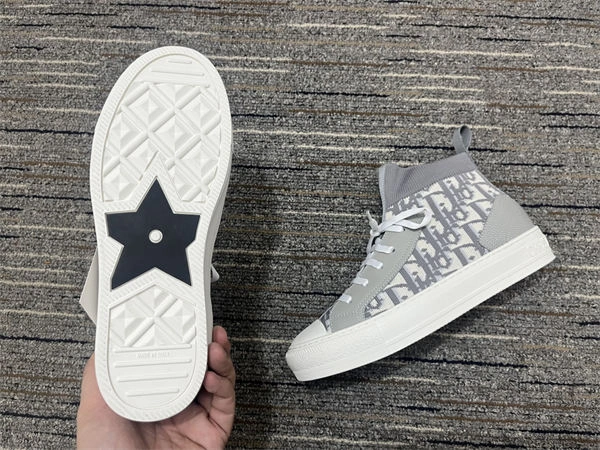 Dr Sneaker TopPick 1370