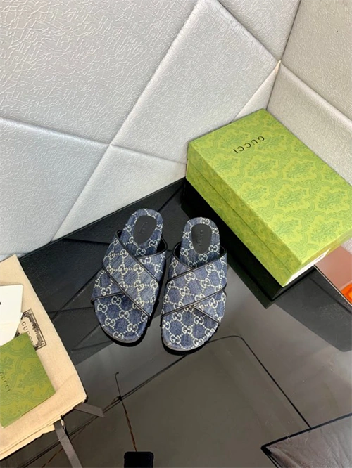 Bold Gocci Slipper 5744