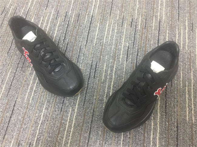 G*u*i rhyton sneaker reliable 258