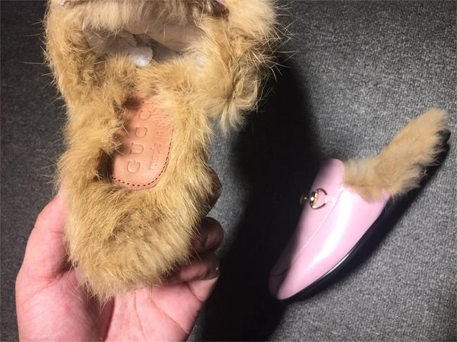 softtouch G*u*i slipper 505