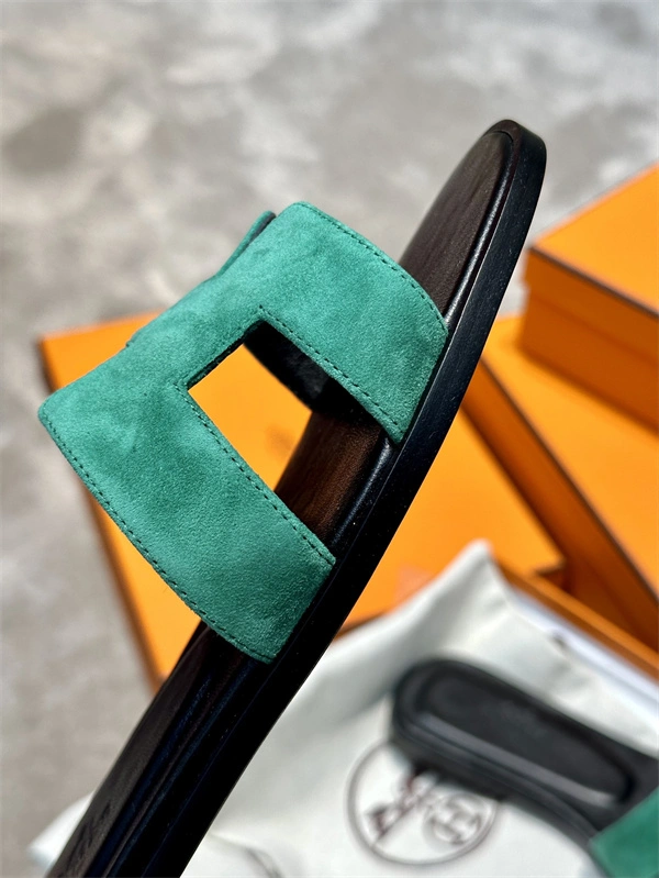 HighQuality H Slipper 2366