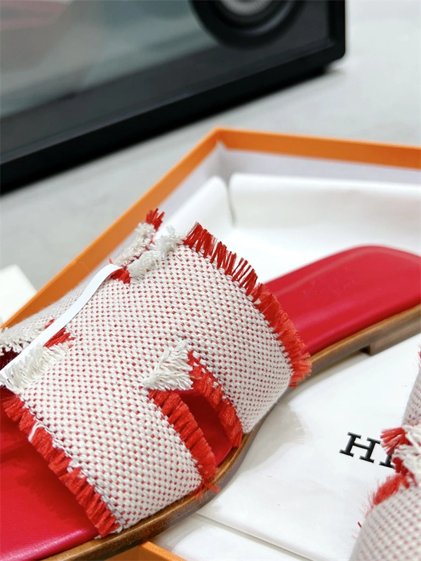Premium H Slipper 2373