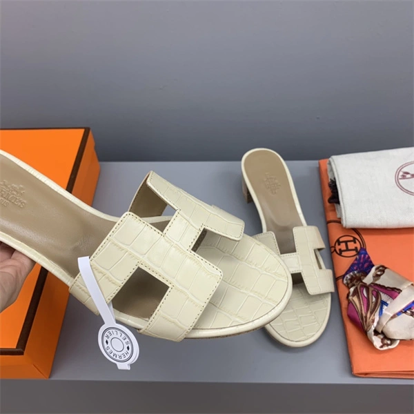 Timeless H Slipper 2385