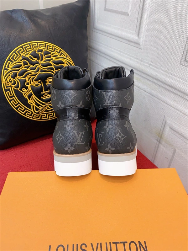 LV x Nike Sneaker Compact 1969