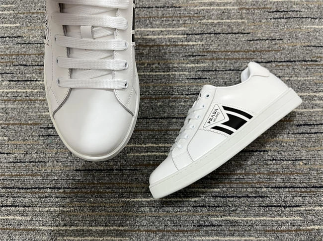 Prada Sneaker RelaxedFit 3374